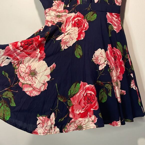 Anthropologie- Aakaa Black and Pink Floral Tie Front Mini Dress- Size Small - Picture 7 of 9